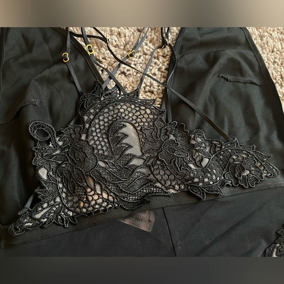 NEW Victoria Secret Dragon Appliqué Teddy - Picture 4 of 7